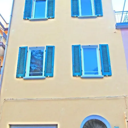 La Petroniana